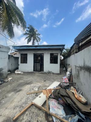 Renovation Office Space, Along Funsho Williams Avenue, Alaka, Surulere, Lagos, Office Space for Rent