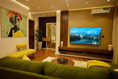 Posh 1 Bed + Snooker, Ps4 & Massive Balconies - Bed of Roses, Lekki Phase 1, Lekki, Lagos, Flat / Apartment Short Let
