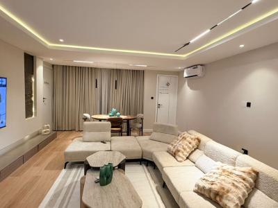 Luxury 2 Bedroom Apartment with All Round Balconies, Pool and Gym, Victoria Island (vi), Lagos, Flat / Apartment Short Let