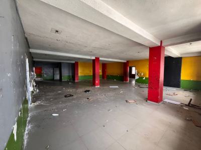 Open Plan Office Building on 8 Floors, Muritala Muhammed Way, Jibowu, Yaba, Lagos, Church for Rent