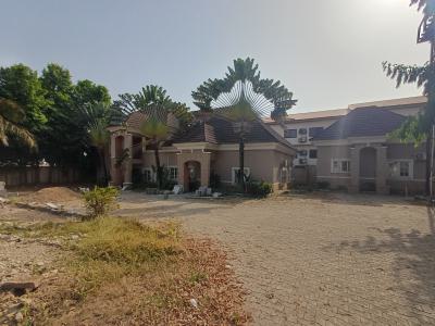 8 Bedroom Detached Duplex with Bq, Wuse 2, Abuja, Detached Duplex for Rent