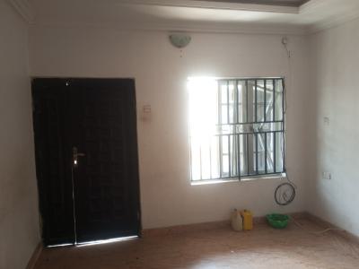Renovated and Spacious 2 Bedroom Upstairs in a Gated Estate, Badore, Ajah, Lagos, Flat / Apartment for Rent