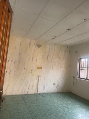 2bedroom Apartment, Gra Phase 1, Magodo, Lagos, Flat / Apartment for Rent