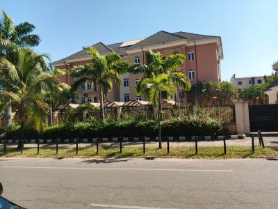 Luxury 8 Units of 3 Bedroom Flat with 2 Bedrooms Bq., Jabi, Abuja, Flat / Apartment for Rent
