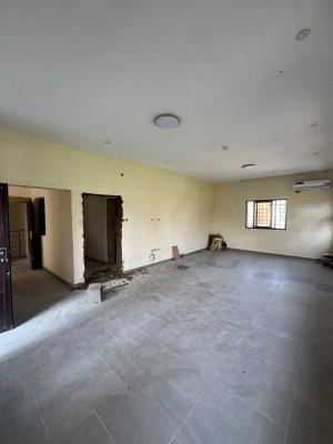 Fully Serviced 3 Bedroom Apartment with Pool, Lekki Phase 1, Lekki, Lagos, Flat / Apartment for Rent