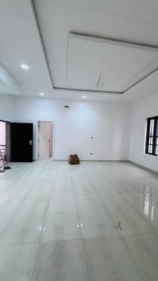2 Bedroom Apartment, Lekki Phase 1, Lekki, Lagos, Flat / Apartment for Rent