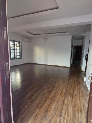 a Self Serviced  3 Bedroom  Maisonette Situated in an Estate, Old Ikoyi, Ikoyi, Lagos, Flat / Apartment for Rent