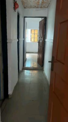 Well Maintained Spacious 2 Bedroom Flat Both Rooms Ensuite, Atunrase Estate, Gbagada, Lagos, Flat / Apartment for Rent