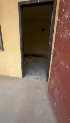 Renovated , Decent and Spacious 3bedroom Flats, All Rooms Ensuites, Off Bajulaye Road, Shomolu, Lagos, Flat / Apartment for Rent
