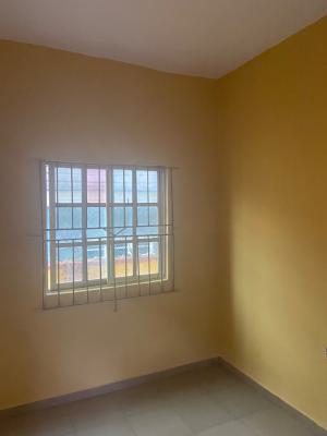 a Clean 2 Bedroom Apartment, Lucky Fiber Road, Ikorodu, Lagos, Flat / Apartment for Rent