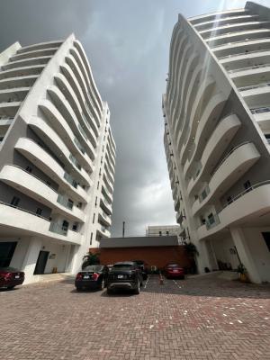 Spacious 3 Bedroom Apartment with a Bq on The 8th Floor, Lekki Phase 1, Lekki, Lagos, Flat / Apartment for Sale