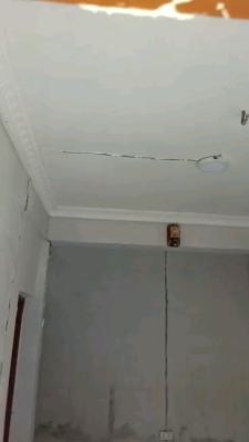 Standard Miniflat, Adekunle, Yaba, Lagos, Mini Flat (room and Parlour) for Rent