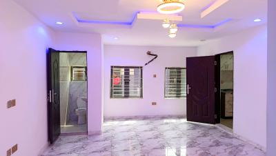 Newly Built Tastefully Finished 2 Units 2 Bedroom Flat, Upstairs, By Thomas Laniyan Street, Anthony, Maryland, Lagos, Office Space for Rent