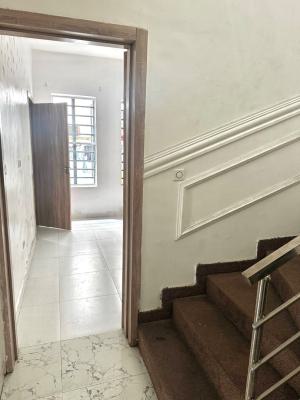 Room in a Duplex, Royal Pine Estate Orchid Road, Lekki, Lagos, Self Contain (single Rooms) for Rent