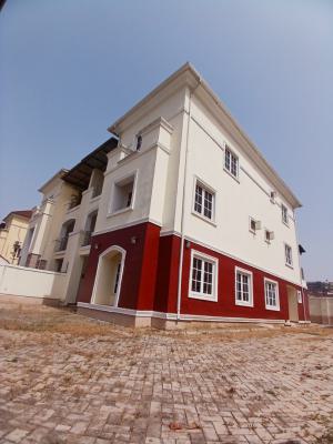 Well Renovated 5 Bedroom Detached Duplex with 1room Bq, Diplomatic Zone, Guzape District, Abuja, Detached Duplex for Rent
