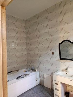 Spacious Master Bedroom in a Shared Apartment, Maple Estate, Orchid Road By The Roundabout, Lekki, Lagos, Flat / Apartment for Rent