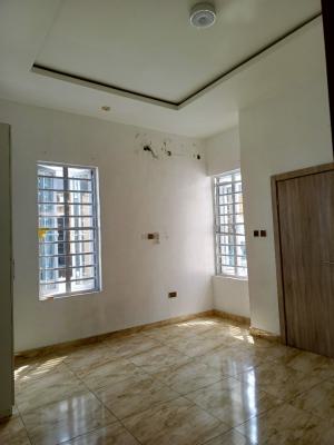 Single Room Upstairs in a Shared Apartment, Orchid Road By The Roundabout, Lekki, Lagos, Flat / Apartment for Rent