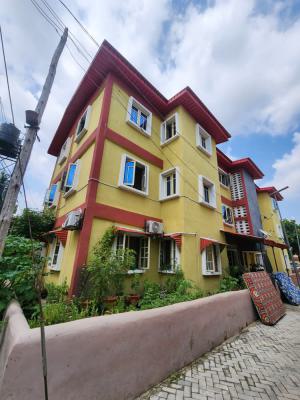 3 Bedrooms Flat, Iponri, Surulere, Lagos, Flat / Apartment for Sale