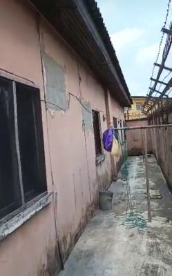 4 Bedroom Bungalow, Eric Emmanuel, Bode Thomas, Surulere, Lagos, Block of Flats for Sale