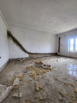 Well Spacious 4 Bedroom Townhouse with Bq, Dawaki, Gwarinpa, Abuja, House for Sale