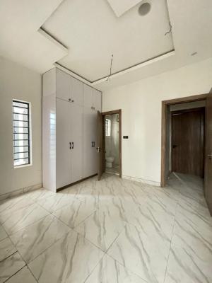 Clean and Brand New 3bedroom Flat in Lekki Right, Lekki Right By Pinnacle Fuel Station, Lekki Phase 1, Lekki, Lagos, Flat / Apartment for Rent