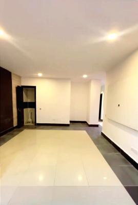 Clean Standard Ensuit 2 Bedroom Spacious Apartment Upstairs, Lekki Right Hand Side (rhs), Lekki Phase 1, Lekki, Lagos, Flat / Apartment for Rent