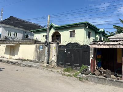 Distress 6 Bedroom Flat, Sangotedo, Ajah, Lagos, Block of Flats for Sale