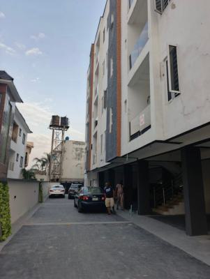 Tastefully Built & Serviced 2 Bedroom Apartment, By Friends Colony, Osapa, Lekki, Lagos, Flat / Apartment for Rent