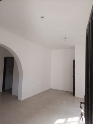 Spacious 2bedroom Flat / Apartment on The Ground Floor Is Available in, Idado Estate, Idado, Lekki, Lagos, Flat / Apartment for Rent