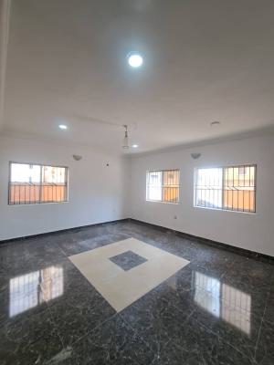 Beautiful Massive Spacious 3bedrooms Apartment on Ground Flo, Salem Bustop, Ikate, Lekki, Lagos, Flat / Apartment for Rent