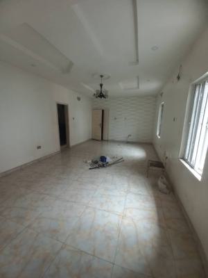 Sharp 2bedroom Flat Upstairs, Lekki Phase 1, Lekki, Lagos, Flat / Apartment for Rent