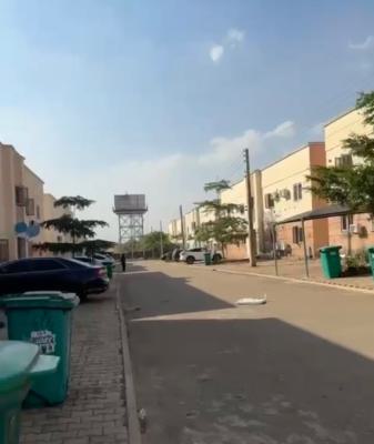 Luxury 3 Bedroom En-suite Block of Flat, Life Camp, Abuja, Block of Flats for Sale