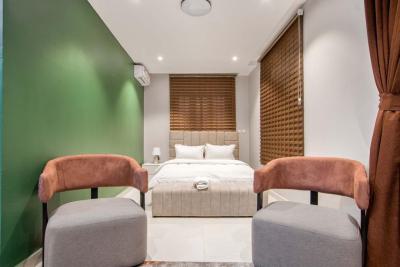 2 Bedroom Apartment, Lekki Phase 1, Lekki, Lagos, Flat / Apartment Short Let