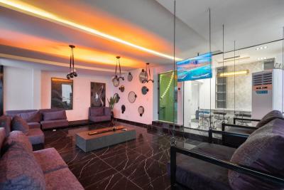 Luxurious and Unique 5 Bedroom Terraced Duplex, Admiralty Way, Lekki Phase 1, Lekki, Lagos, Flat / Apartment Short Let