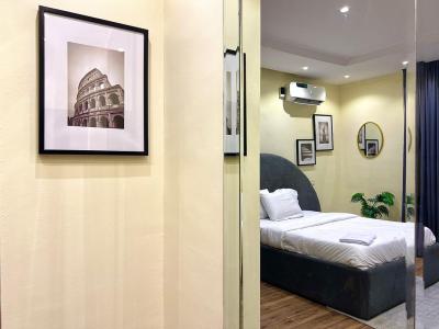 Luxury 3bedroom Apartment with Ps5, Snooker Board and Swimming Pool, Lekki Phase 1, Lekki, Lagos, Flat / Apartment Short Let