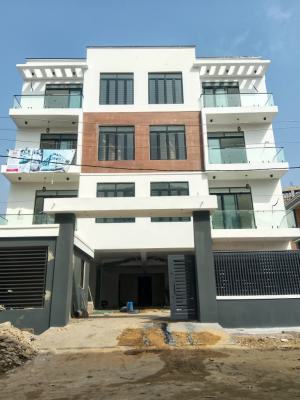 Beautifully Built 2 Bedroom Apartment, Lekki Phase 1, Lekki, Lagos, Flat / Apartment for Sale