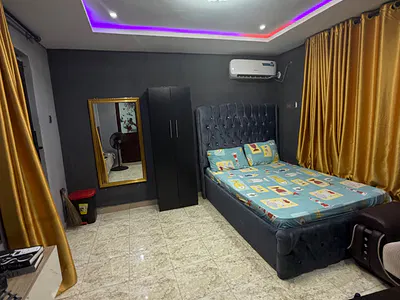 Fully Serviced Studio-Flat — Lawanson, Surulere, Lagos