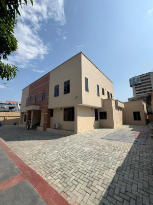 3 Units of 1 Bedroom Apartment and 1 Unit of 2 Bedroom Apartment W/ Bq, Victoria Island (vi), Lagos, House for Rent