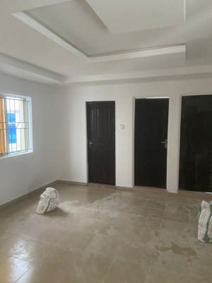 Lovely 2 Bedroom Flat, Gra Phase 1, Magodo, Lagos, Flat / Apartment for Rent