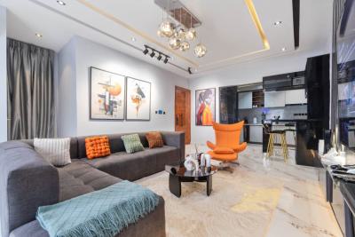 Very Neat Morden Day 2 Bedroom Apartment with Water View, Lekki Phase 1, Lekki, Lagos, Flat / Apartment Short Let