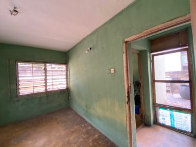 a Room Self Contain, Bodija Estate, New Bodija, Ibadan, Oyo, Self Contain (single Rooms) for Rent