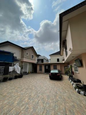 Well Maintained 18 Furnished Bedrooms, Lekki Phase 1, Lekki, Lagos, Hotel / Guest House for Rent