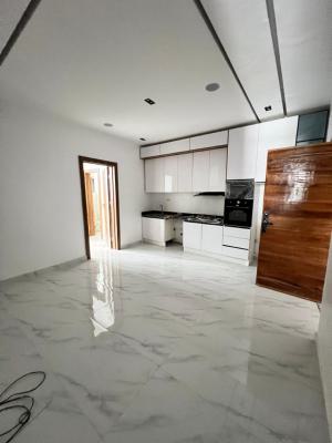 2 Bedroom Apartment Victoria Island , Lagos, Victoria Island (vi), Lagos, Block of Flats for Sale