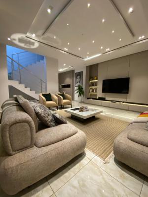 Luxury 4 Bedroom Apartment, Lekki Phase 1, Lekki, Lagos, Flat / Apartment Short Let