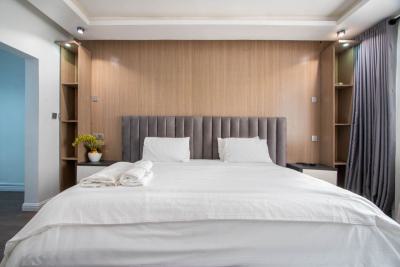 Luxury 3 Bedroom Apartment, Lekki Phase 1, Lekki, Lagos, Flat / Apartment Short Let