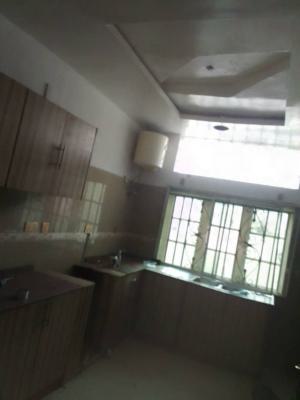 3bedroom Flat with Swimming Pool  Location: Lek, Lekki Phase 1, Lekki, Lagos, Flat / Apartment for Rent
