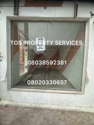 Groundfloor Shop Space Directly Facing The Road, Lekki Phase 1, Lekki Phase 1, Lekki, Lagos, Shop for Rent