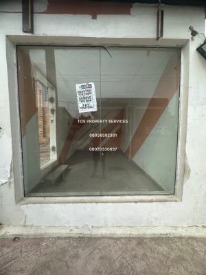 Ground Floor Shop Space Directly Facing The Road, Lekki Phase 1, Lekki, Lagos, Shop for Rent
