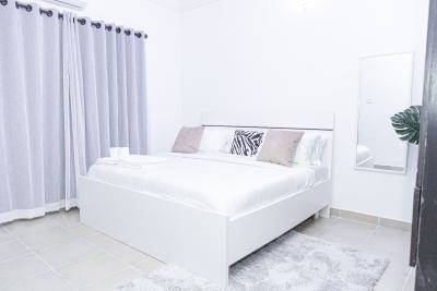 Beautifully Furnished 2 Bedroom Apartments, Ilesan New Road, Ikate Elegushi, Lekki, Lagos, Flat / Apartment Short Let