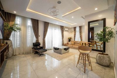 Exquisitely Furnished and Fully Serviced 2-bedroom Apartment, Ologolo, Lekki Phase 1, Lekki, Lagos, House for Sale